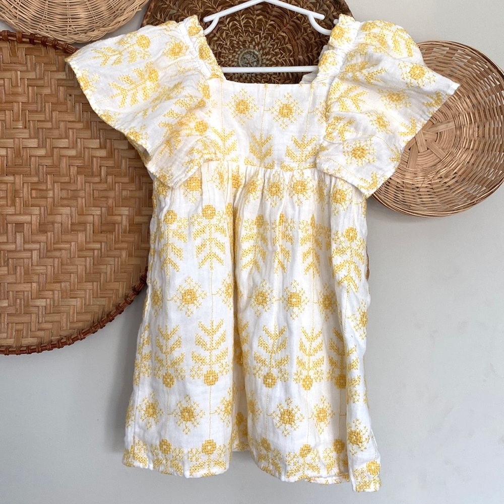 Zara girls embroidered flutter sleeve dress size 2-3 yrs